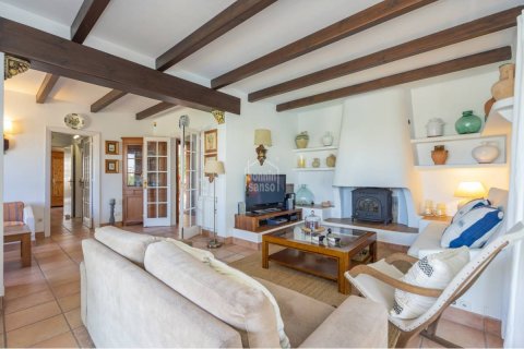 Продажа таухауса в Сьютаделья-де-Менорка, Менорка, Испания 4 спальни, 770м2 №161650 - фото 5