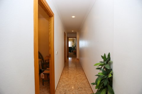 Huoneisto myytävänä La Mata, Alicante, Espanja, 3 makuuhuonetta, 99 m2 No. 190080 - kuva 5
