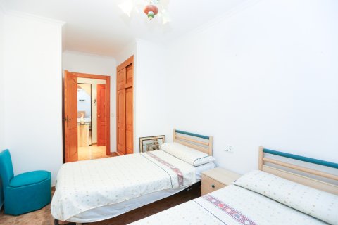 Huoneisto myytävänä La Mata, Alicante, Espanja, 3 makuuhuonetta, 99 m2 No. 190080 - kuva 10