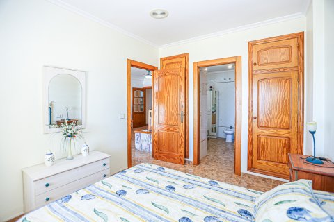 Huoneisto myytävänä La Mata, Alicante, Espanja, 3 makuuhuonetta, 99 m2 No. 190080 - kuva 30