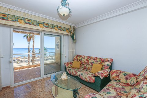 Huoneisto myytävänä La Mata, Alicante, Espanja, 3 makuuhuonetta, 99 m2 No. 190080 - kuva 4