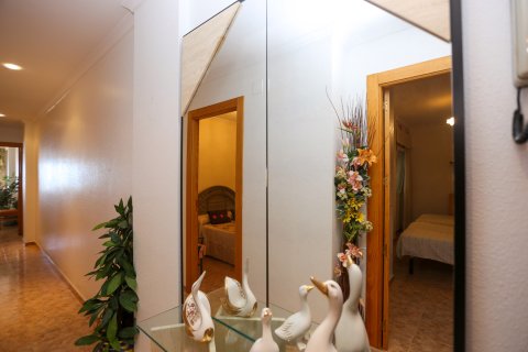 Huoneisto myytävänä La Mata, Alicante, Espanja, 3 makuuhuonetta, 99 m2 No. 190080 - kuva 6