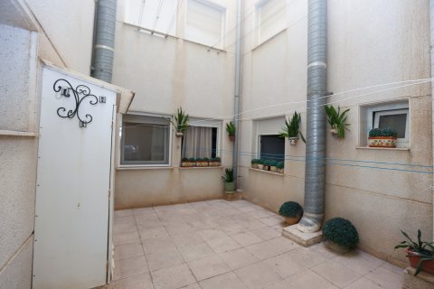 Huoneisto myytävänä La Mata, Alicante, Espanja, 3 makuuhuonetta, 99 m2 No. 190080 - kuva 20
