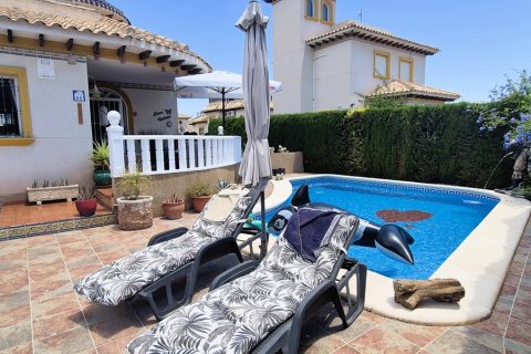Villa à vendre à Villamartin, Alicante, Espagne, 4 chambres, 110 m2 No. 190079 - photo 4