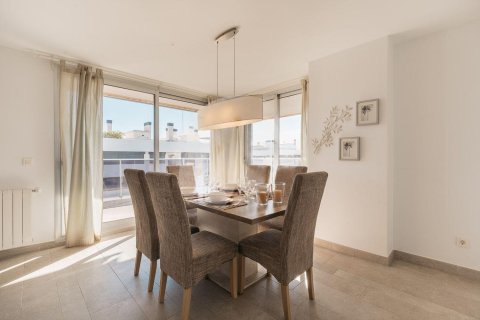 Apartment for sale in Alicante, Spain 3 bedrooms, 150 sq.m. No. 193612 - photo 3