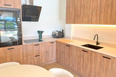 Apartment for sale in Alicante, Spain 3 bedrooms, 136 sq.m. No. 193610 - photo 18