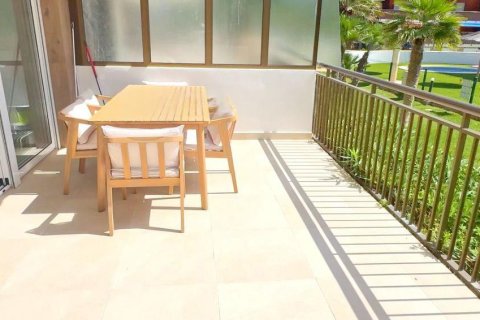 Apartment for sale in Alicante, Spain 3 bedrooms, 136 sq.m. No. 193610 - photo 11