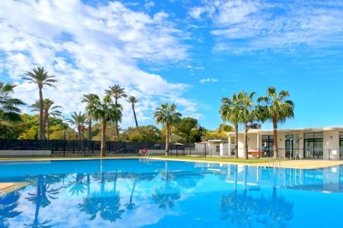 Apartamento en Alicante, España 2 dormitorios, 100 m2 No. 193614