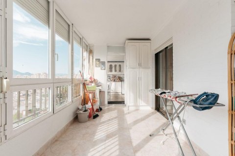 Apartment for sale in Alicante, Spain 3 bedrooms, 166 sq.m. No. 193611 - photo 22