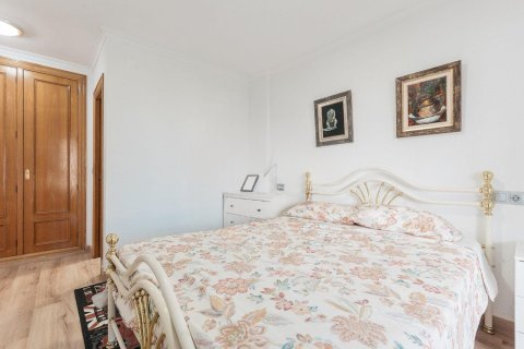 Apartment for sale in Alicante, Spain 3 bedrooms, 166 sq.m. No. 193611 - photo 8