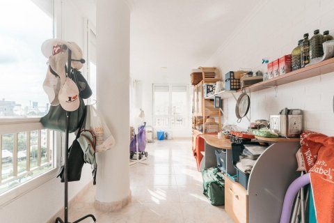 Apartment for sale in Alicante, Spain 3 bedrooms, 166 sq.m. No. 193611 - photo 21