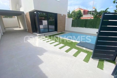 Продажа виллы в Лос-Алькасарес, Мурсия, Испания 3 спальни, 10м2 №104413 - фото 1