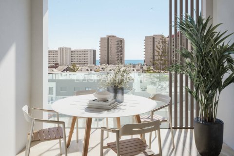 Продажа пентхауса в Фуэнхирола, Малага, Испания 2 спальни, 57м2 №177900 - фото 5