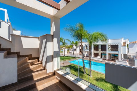 Apartment for sale Torrevieja, Alicante, Spain 3 bedrooms, 70 sq.m. No. 133796 - photo 3