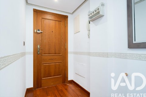Apartament w Torrevieja, Alicante, Hiszpania 3 sypialnie, 125 mkw. nr 152443 – zdjęcie 2