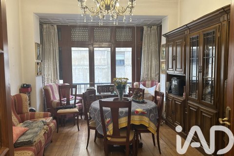 Apartment for sale in Leon, Spain 5 bedrooms, 220 sq.m. No. 152446 - photo 6