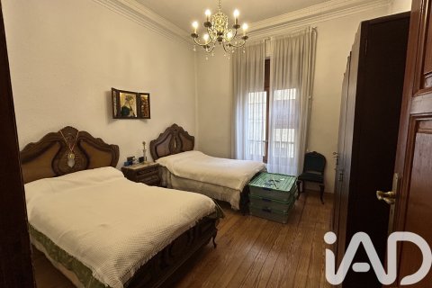 Apartment for sale in Leon, Spain 5 bedrooms, 220 sq.m. No. 152446 - photo 11