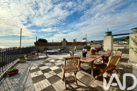 Takvåning till salu i Sant Andreu de Llavaneres, Barcelona, Spanien 2 sovrum, 160 kvm. Nr. 152444 - foto 8