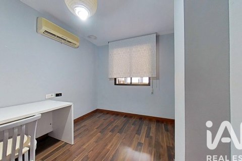 Huoneisto myytävänä Vila-real, Castellon, Espanja, 4 makuuhuonetta, 146 m2 No. 152440 - kuva 13