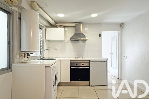 Apartment for sale in Barcelona, Spain 2 bedrooms, 53 sq.m. No. 152442 - photo 4