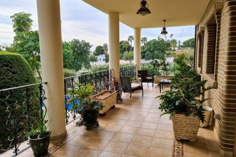 Продажа виллы в Сьюдад Кесада, Аликанте, Испания 5 спален, 364м2 №144828 - фото 2