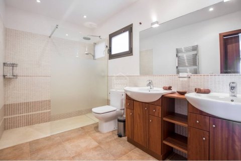 Villa till salu i Port d'Addaya, Menorca, Spanien 4 sovrum, 230 kvm. Nr. 155561 - foto 12