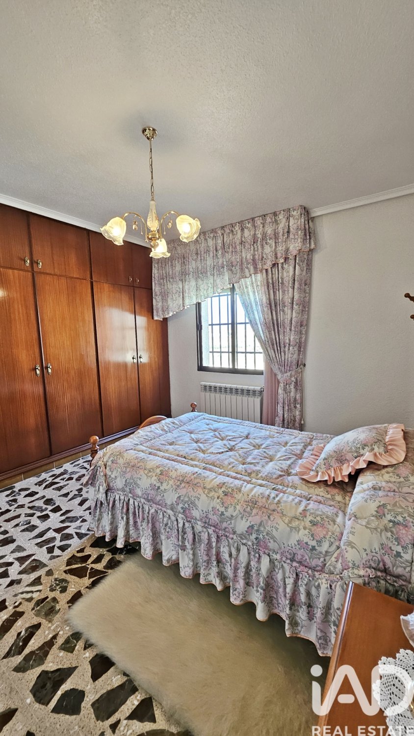 Villa i Lorca, Murcia, Spanien 5 sovrum, 338 kvm. Nr. 184900