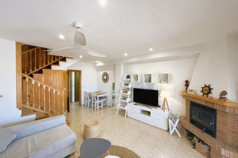 Duplex for sale in Dehesa De Campoamor, Alicante, Spain 3 bedrooms, 95 sq.m. No. 180996 - photo 11