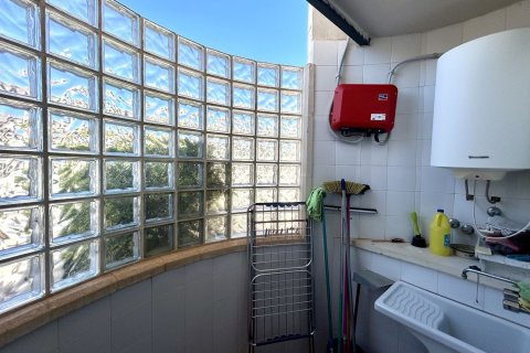 Tvåvåningslägenhet till salu i Cabo Roig, Alicante, Spanien 3 sovrum, 139 kvm. Nr. 180995 - foto 21