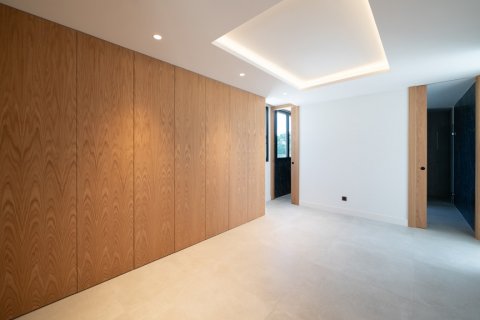 Villa for sale Ciudalcampo, Madrid, Spain 6 bedrooms, 1.07 sq.m. No. 108203 - photo 28