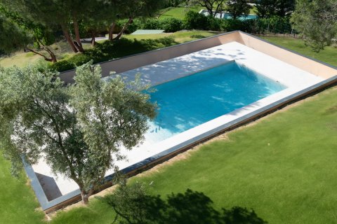 Villa for sale in Ciudalcampo, Madrid, Spain 6 bedrooms, 1068 sq.m. No. 108203 - photo 11