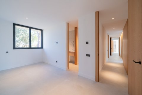 Villa for sale Ciudalcampo, Madrid, Spain 6 bedrooms, 1.07 sq.m. No. 108203 - photo 22