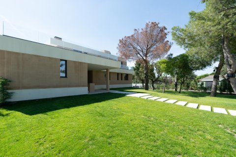 Villa for sale Ciudalcampo, Madrid, Spain 6 bedrooms, 1.07 sq.m. No. 108203 - photo 27