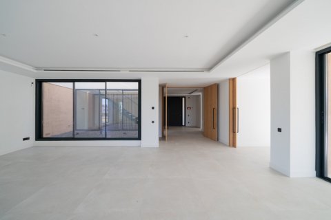 Villa for sale Ciudalcampo, Madrid, Spain 6 bedrooms, 1.07 sq.m. No. 108203 - photo 3