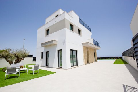 Villa for sale San Miguel de Salinas, Alicante, Spain 3 bedrooms, 237 sq.m. No. 97904 - photo 2