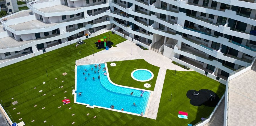 Huoneisto San Miguel de Salinas, Alicante, Espanja 75 m2 No. 182516