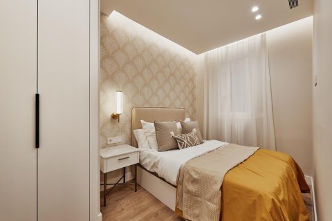 Продажа квартиры в Мадрид, Испания 2 спальни, 44м2 №179880 - фото 15