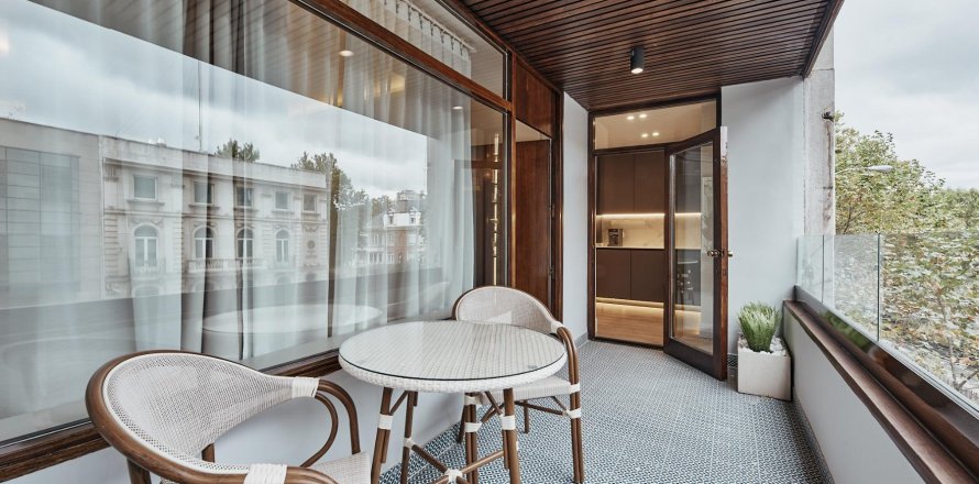 Dzīvoklis Madrid, Spānijā 3 istabas, 128 m2 Nr. 179879