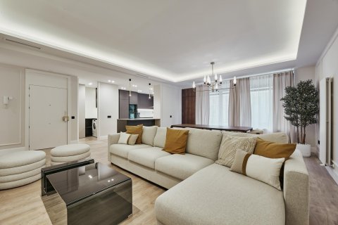 Dzīvoklis pārdošanā Madrid, Spānijā 3 istabas, 128 m2 Nr. 179879 - attēls 3