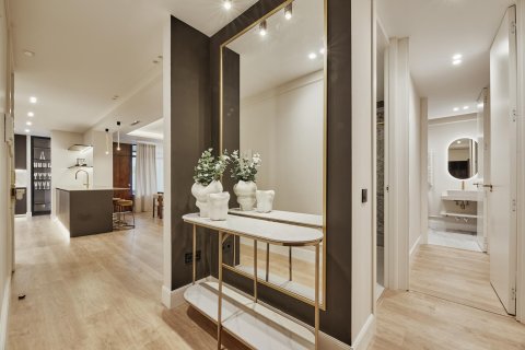 Dzīvoklis pārdošanā Madrid, Spānijā 3 istabas, 128 m2 Nr. 179879 - attēls 19