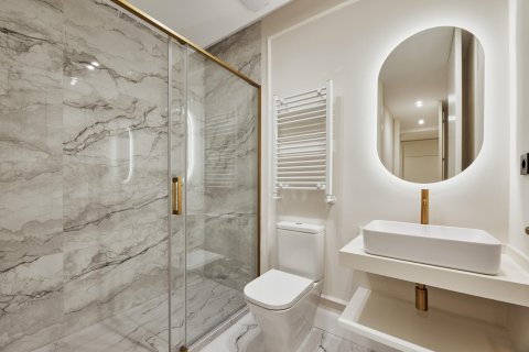 Dzīvoklis pārdošanā Madrid, Spānijā 3 istabas, 128 m2 Nr. 179879 - attēls 24