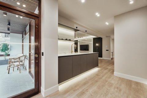 Dzīvoklis pārdošanā Madrid, Spānijā 3 istabas, 128 m2 Nr. 179879 - attēls 14
