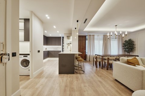 Dzīvoklis pārdošanā Madrid, Spānijā 3 istabas, 128 m2 Nr. 179879 - attēls 18