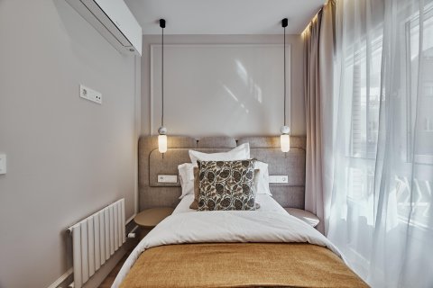 Apartament w Madrid, Hiszpania 3 sypialnie, 86 mkw. nr 179877 – zdjęcie 20