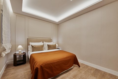 Apartament w Madrid, Hiszpania 3 sypialnie, 95 mkw. nr 179876 – zdjęcie 9