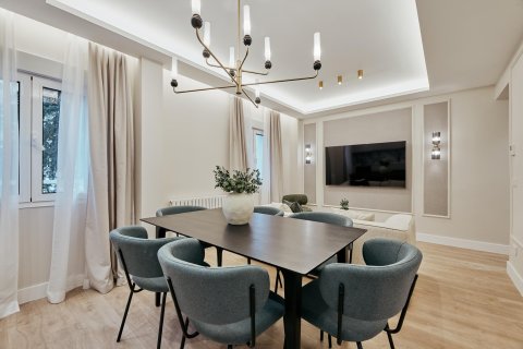 Apartament w Madrid, Hiszpania 3 sypialnie, 95 mkw. nr 179876 – zdjęcie 4