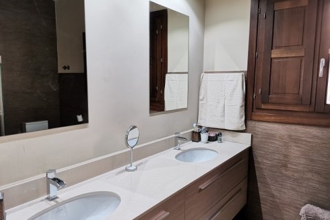 Villa till salu Alicante, Spanien 4 sovrum, 380 kvm. Nr. 139440 - foto 22