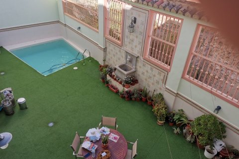 Villa till salu Alicante, Spanien 4 sovrum, 380 kvm. Nr. 139440 - foto 17