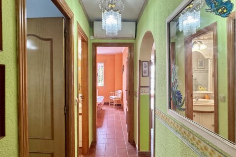 Villetta a schiera in vendita a Alicante, Spagna 3 camere da letto, 91 mq. N° 139439 - foto 28