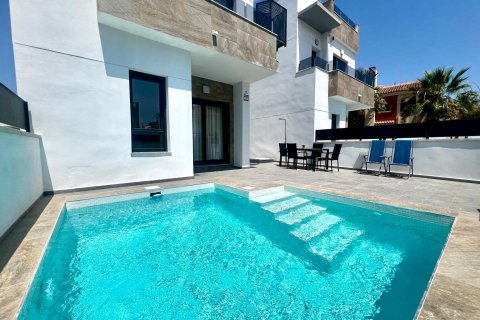 Villa till salu Torrevieja, Alicante, Spanien 3 sovrum, 106 kvm. Nr. 139438 - foto 18